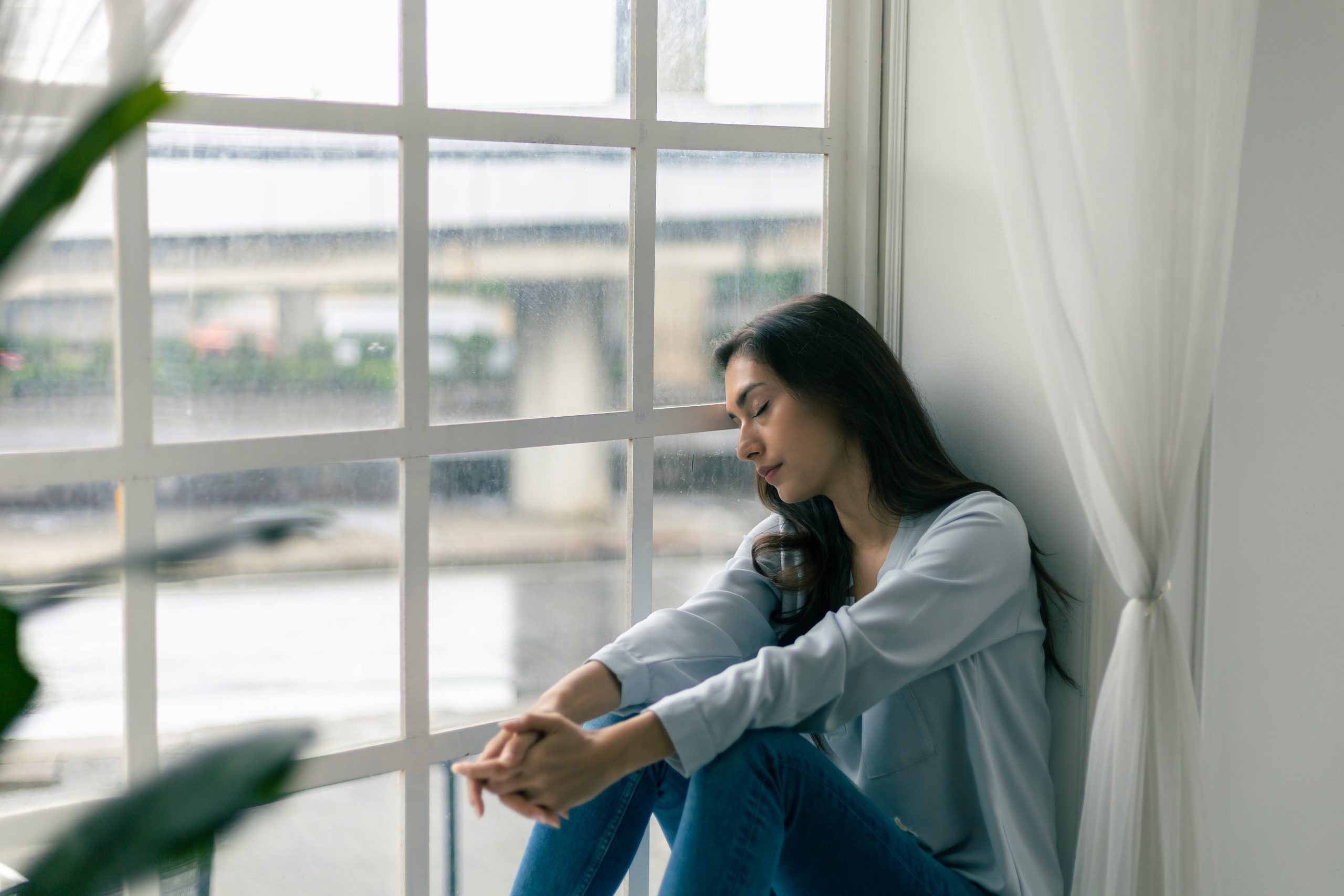 caucasian woman psychological problem feeling anxiety depression